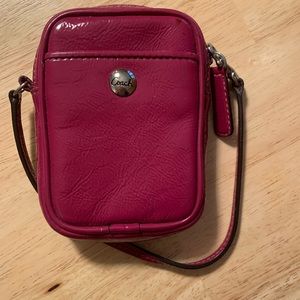 Small zippered Coach clutch